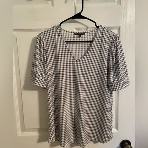 Adrianna Papell black and white top